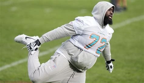 CB Xavien Howard and LT Terron Armstead active for Dolphins against Chiefs in Germany